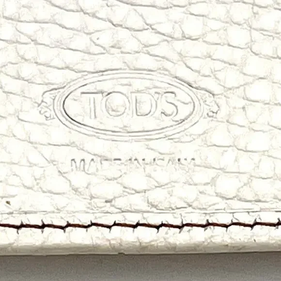 TOD'S vintage wallet white leather snap closure credit cards slots & pockets
